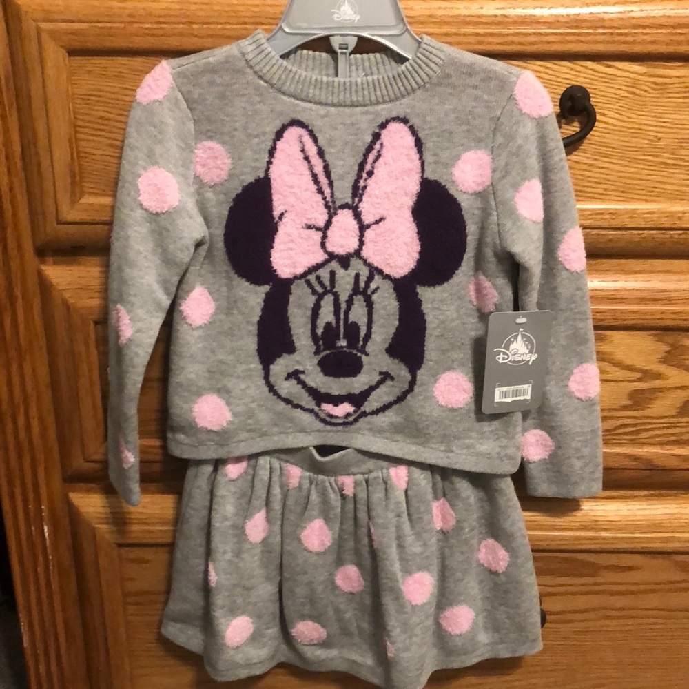Disney Minnie Mouse sweater & skirt set